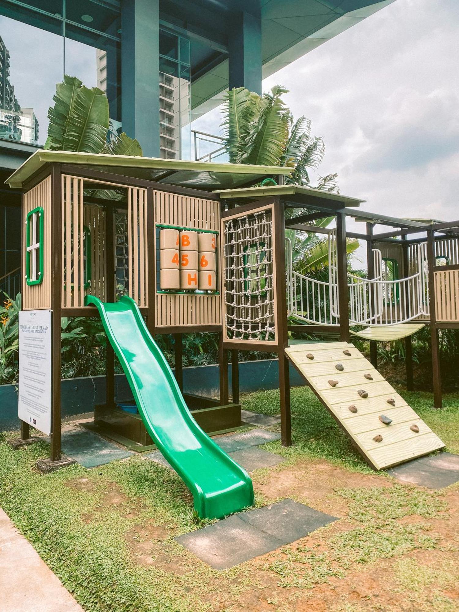Mercure Tangerang Bsd City Экстерьер фото